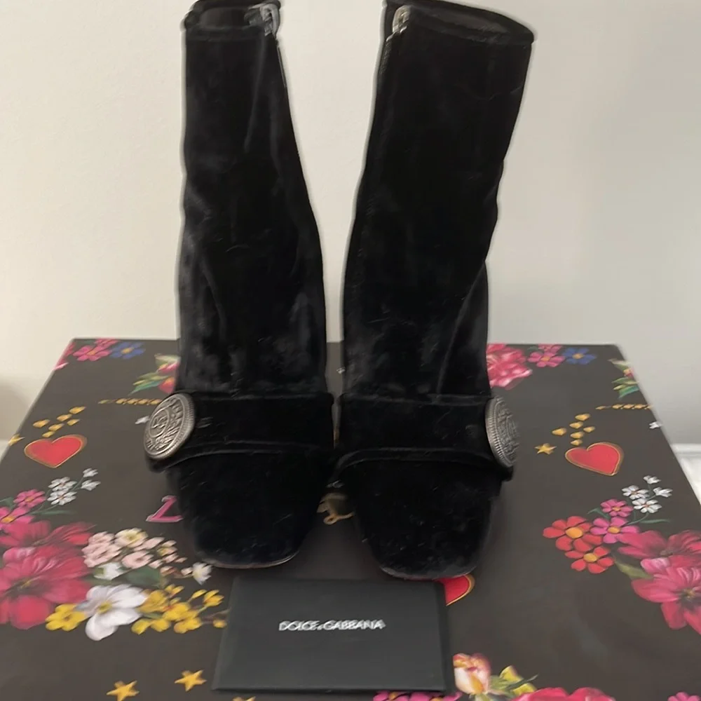 Dolce & Gabbana Jeweled Heel Velvet Booties-Women's EU Size 39 1/2 (8 1/2) - Picture 8 of 17